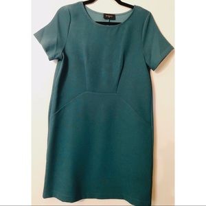 Everly emerald green dress